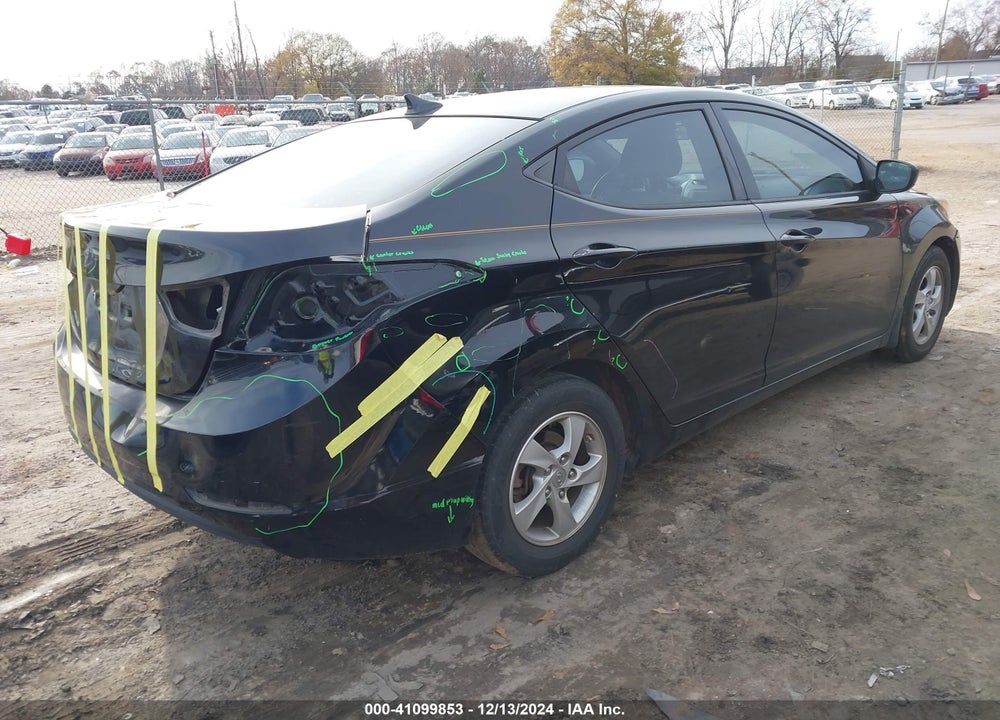 2014 HYUNDAI ELANTRA VIN: KMHDH4AE5EU084033