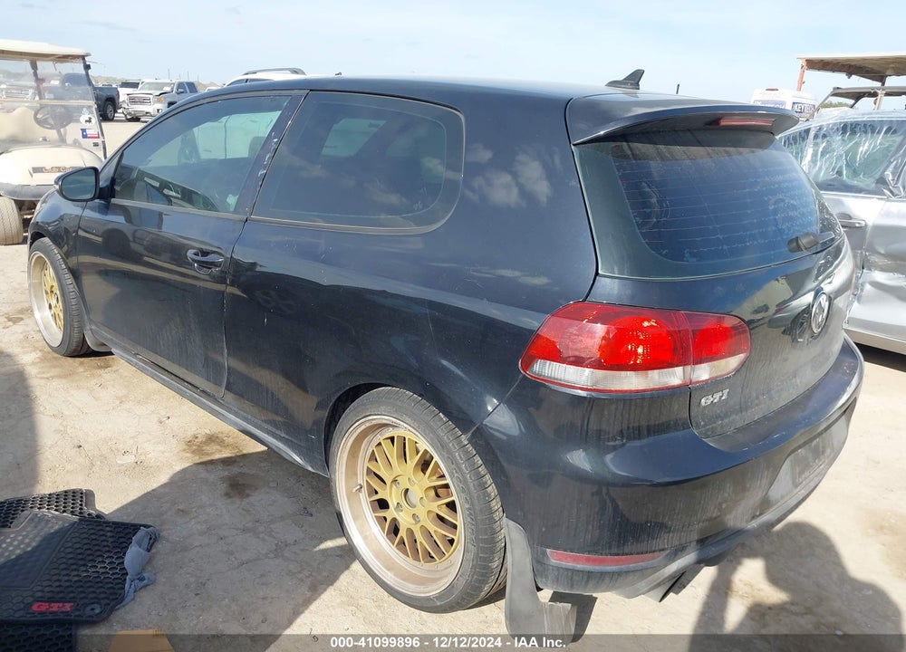 2011 VOLKSWAGEN GTI VIN: WVWEV7AJXBW230152
