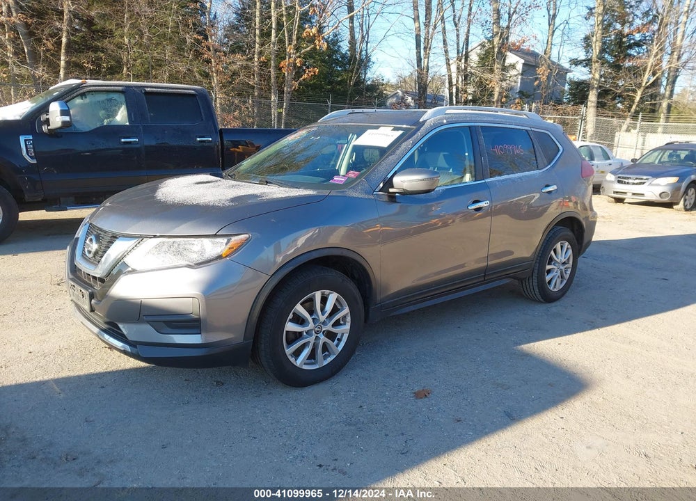 2017 NISSAN ROGUE SV VIN: KNMAT2MV4HP554559