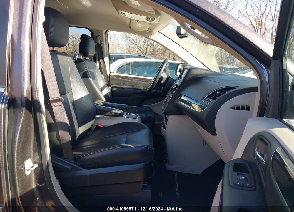 2016 CHRYSLER TOWN & COUNTRY TOURING VIN: 2C4RC1BG1GR197677