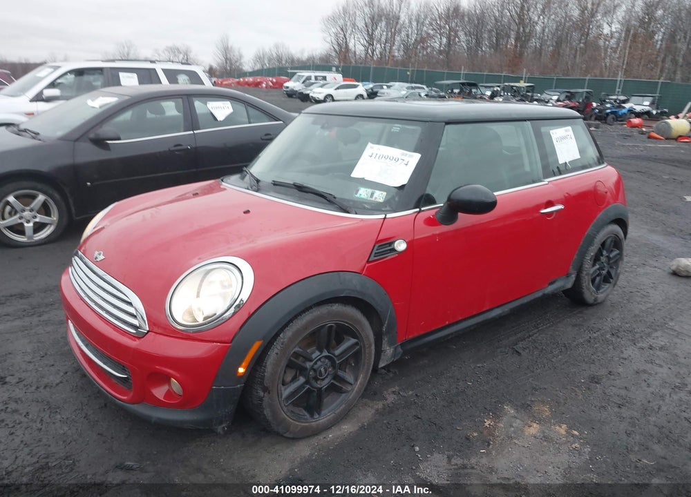 2013 MINI HARDTOP VIN: WMWSU3C55DT374773