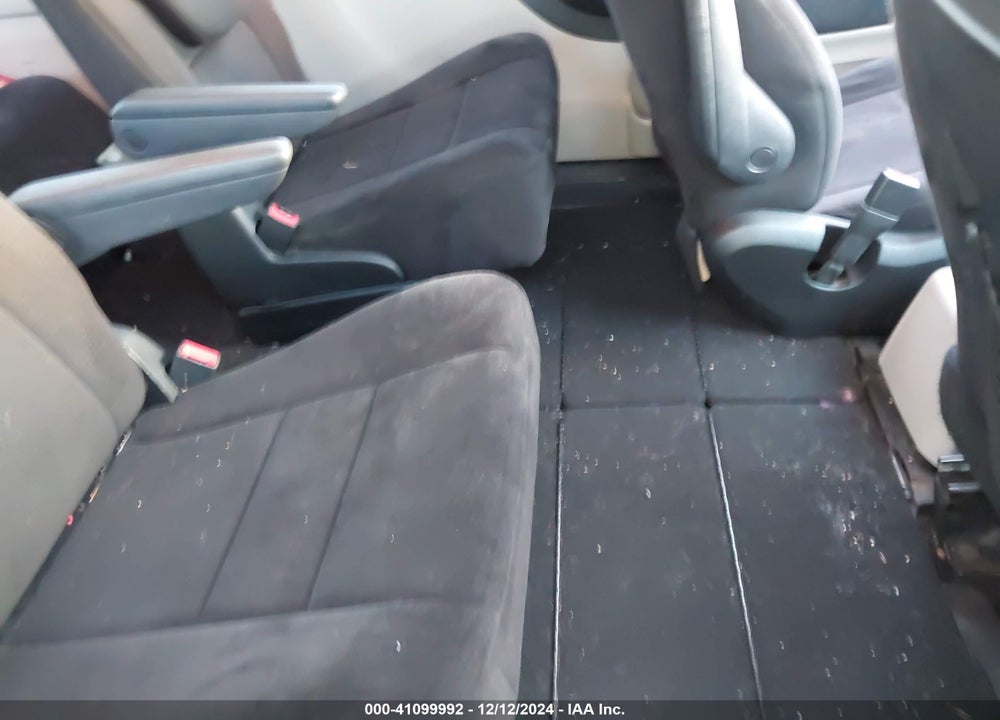 2011 DODGE GRAND CARAVAN MAINSTREET VIN: 2D4RN3DG7BR639019