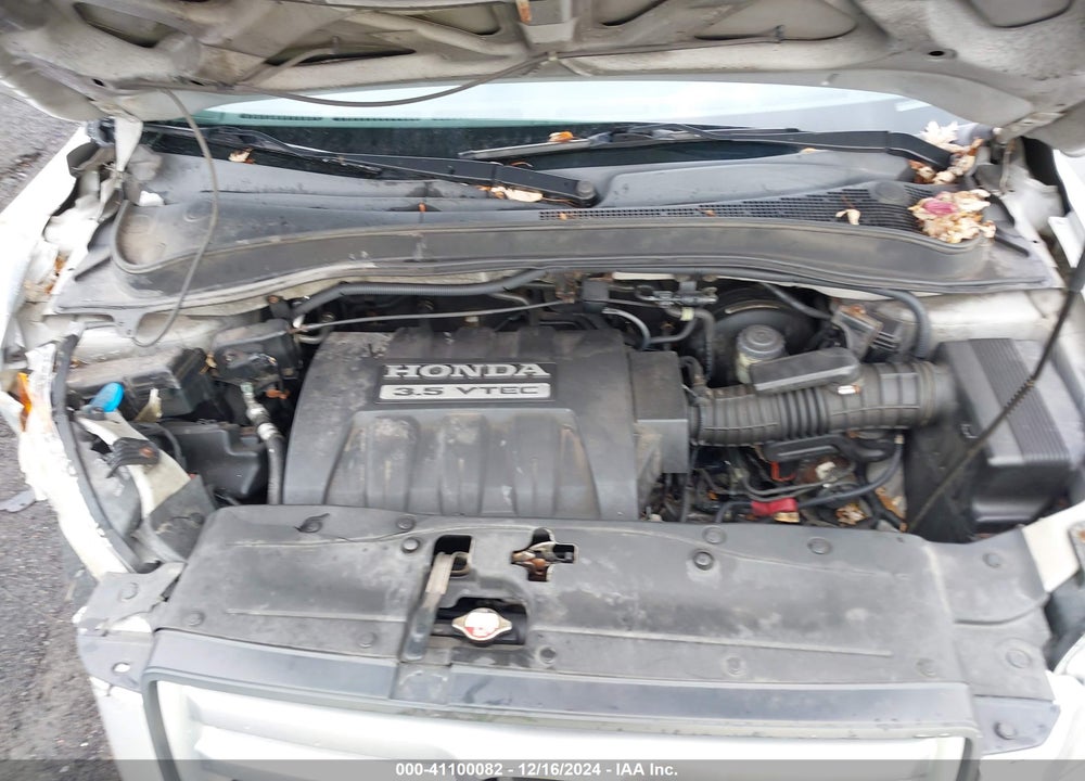 2008 HONDA PILOT SE VIN: 5FNYF18318B039019