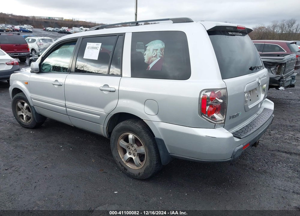 2008 HONDA PILOT SE VIN: 5FNYF18318B039019