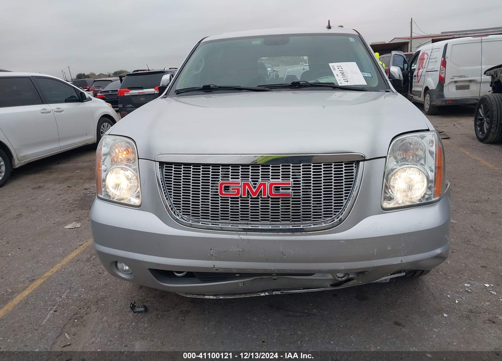 2013 GMC YUKON XL 1500 SLT VIN: 1GKS1KE05DR111286