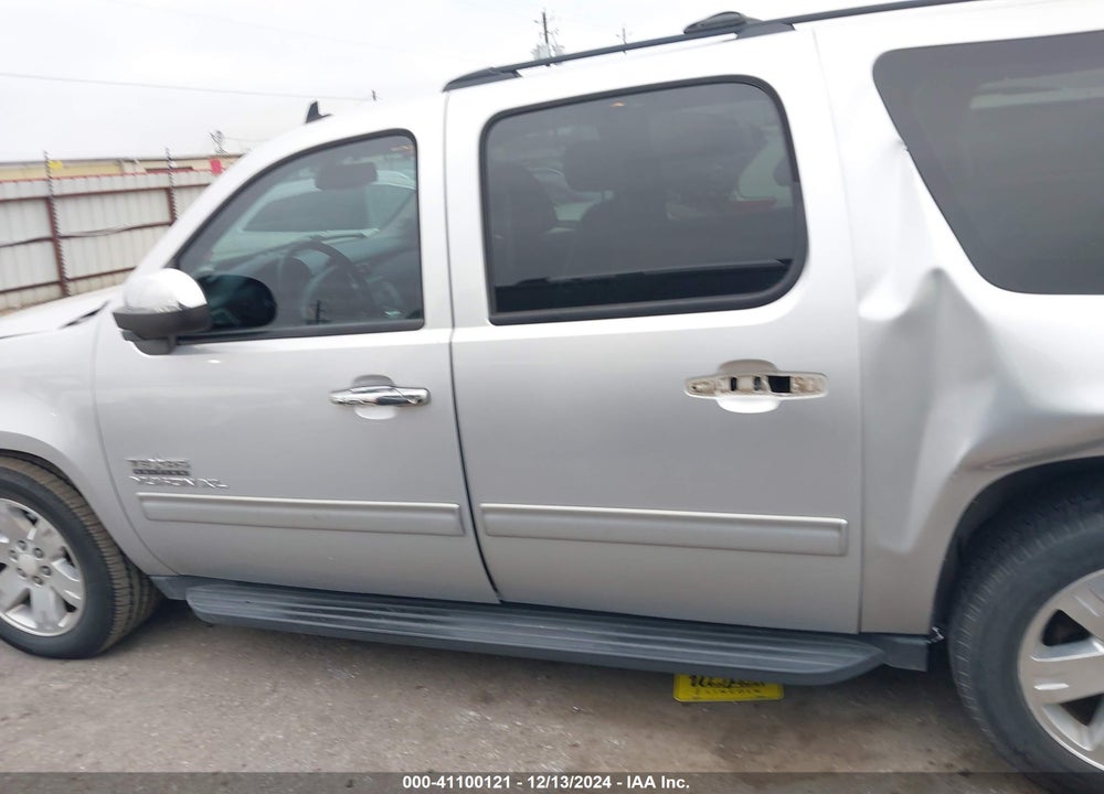 2013 GMC YUKON XL 1500 SLT VIN: 1GKS1KE05DR111286