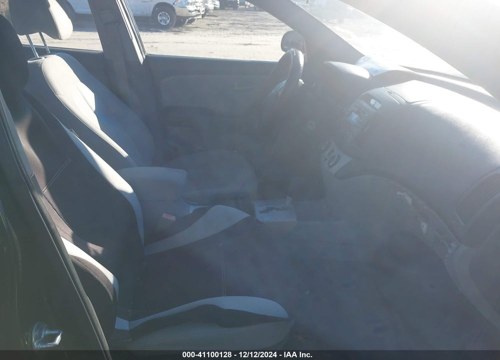 2009 HYUNDAI ELANTRA GLS VIN: KMHDU46D39U648103