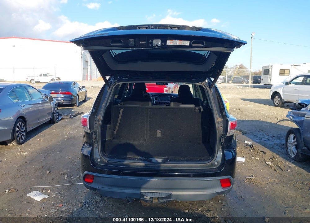 2014 TOYOTA HIGHLANDER LIMITED PLATINUM V6 VIN: 5TDYKRFH0ES021921