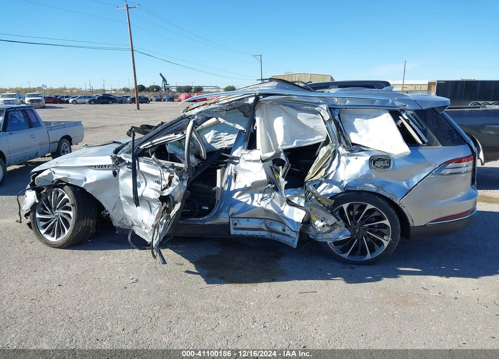 2020 LINCOLN AVIATOR VIN: 5LM5J7XC1LGL02171