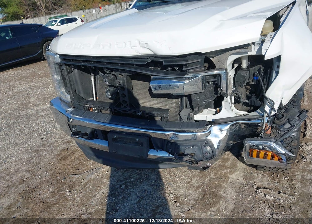 2019 FORD F-250 XLT VIN: 1FT7W2B65KEF14989