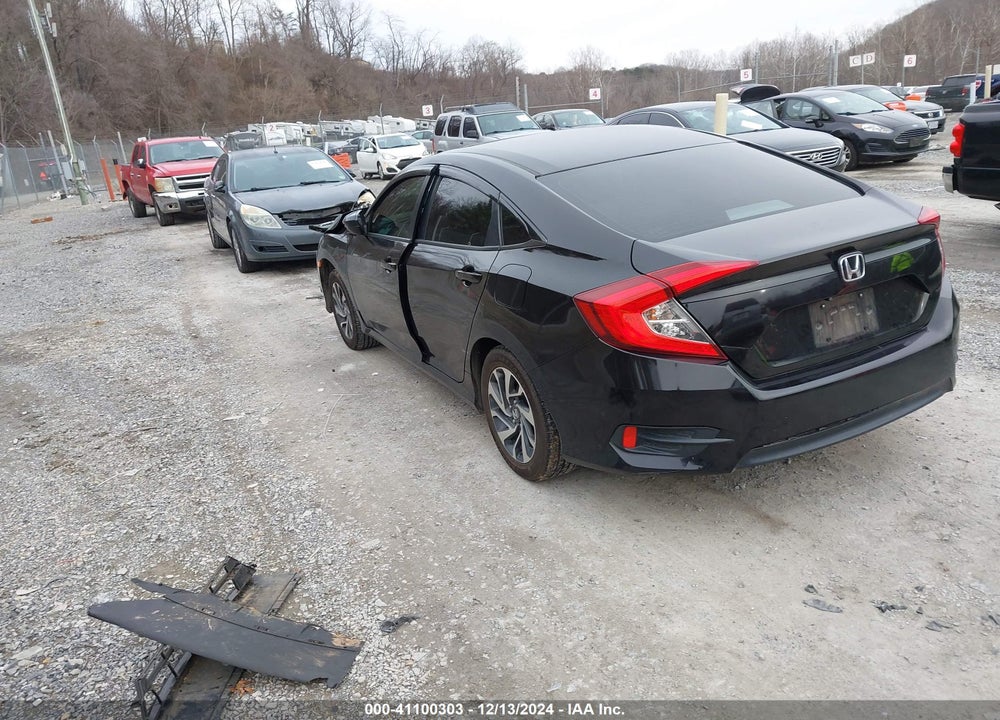 2016 HONDA CIVIC VIN: 2HGFC2F77GH571929