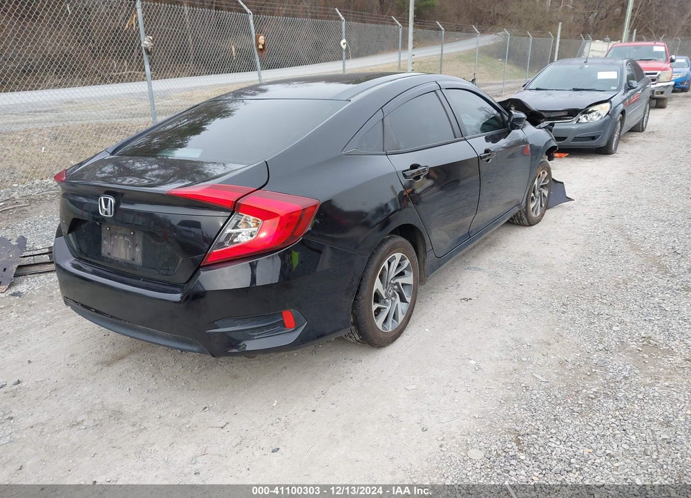 2016 HONDA CIVIC VIN: 2HGFC2F77GH571929