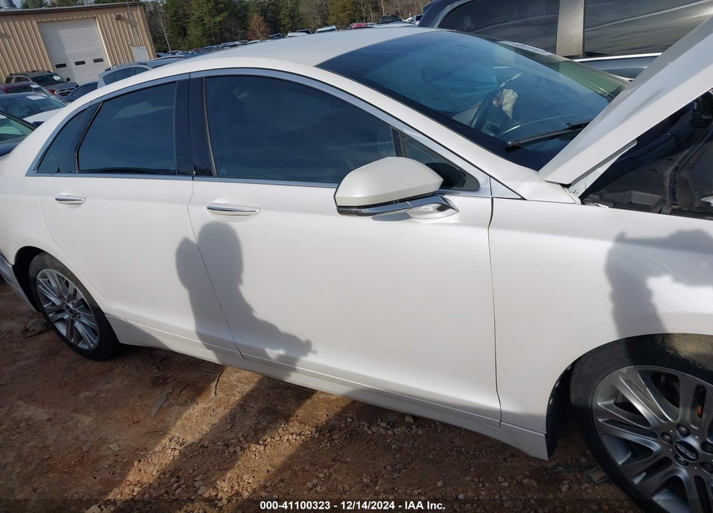 2014 LINCOLN MKZ VIN: 3LN6L2G96ER812309