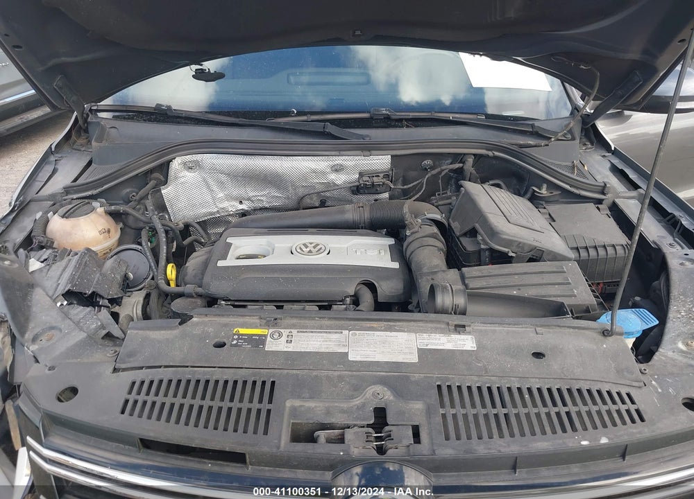 2016 VOLKSWAGEN TIGUAN R-LINE VIN: WVGAV7AX2GW616800