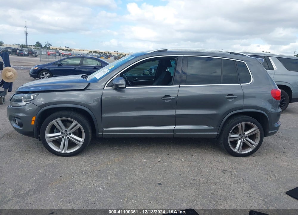 2016 VOLKSWAGEN TIGUAN R-LINE VIN: WVGAV7AX2GW616800