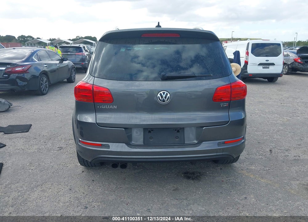 2016 VOLKSWAGEN TIGUAN R-LINE VIN: WVGAV7AX2GW616800