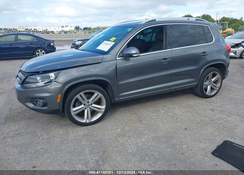 2016 VOLKSWAGEN TIGUAN R-LINE VIN: WVGAV7AX2GW616800