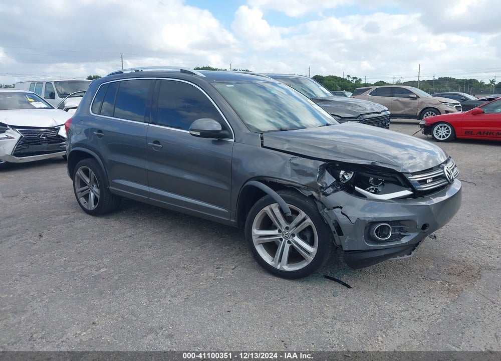 2016 VOLKSWAGEN TIGUAN R-LINE VIN: WVGAV7AX2GW616800