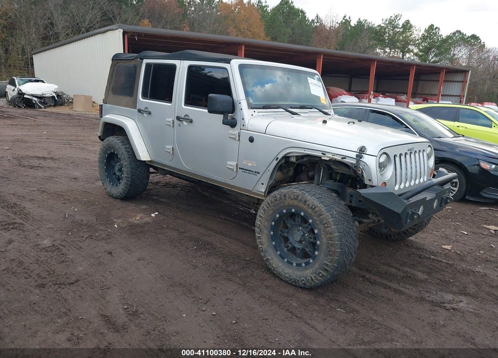 2012 JEEP WRANGLER UNLIMITED SAHARA VIN: 1C4BJWEG8CL105967
