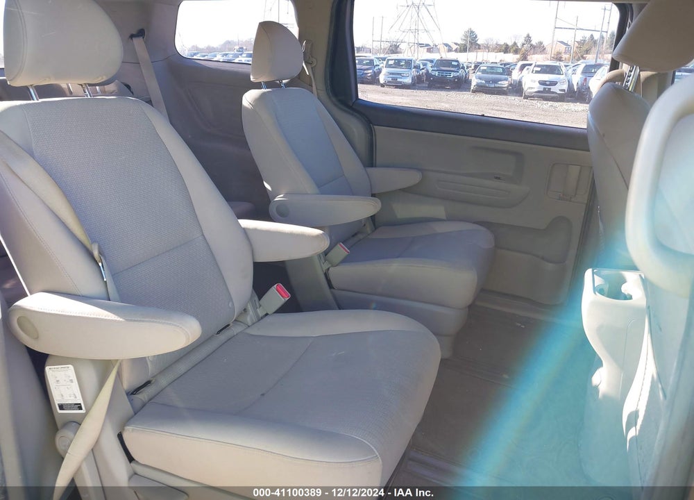 2016 KIA SEDONA L VIN: KNDMA5C12G6149968