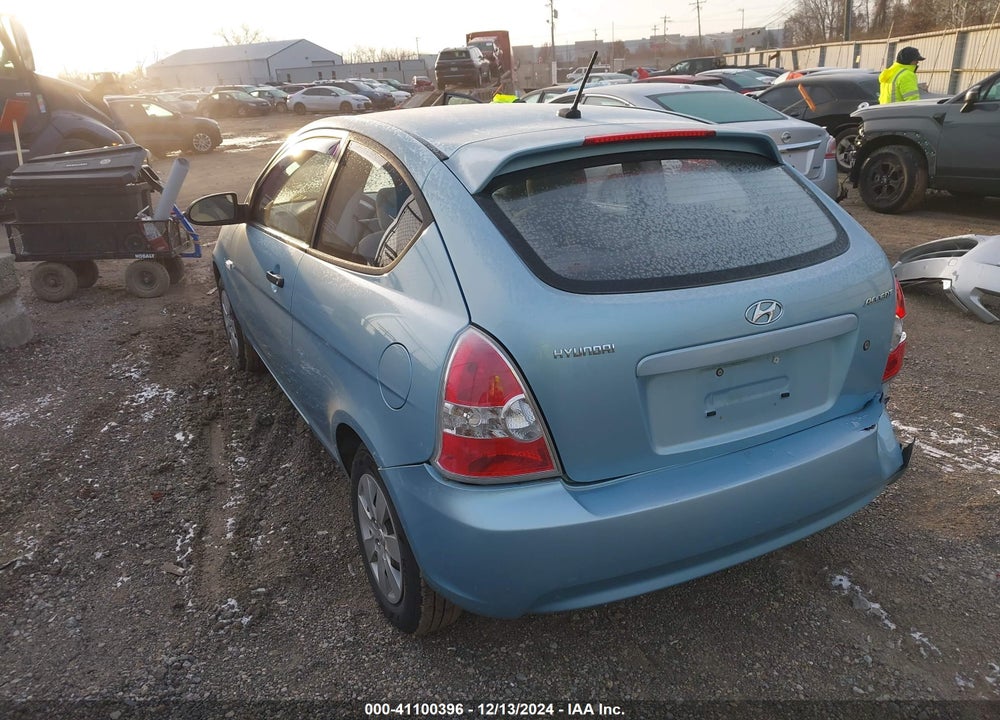 2009 HYUNDAI ACCENT GS VIN: KMHCM36C09U129460