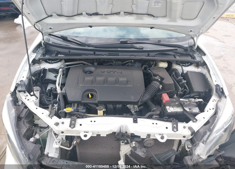 2017 TOYOTA COROLLA XSE VIN: 5YFBURHE4HP574748