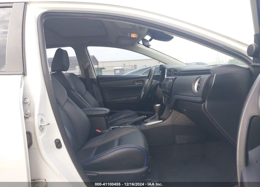 2017 TOYOTA COROLLA XSE VIN: 5YFBURHE4HP574748