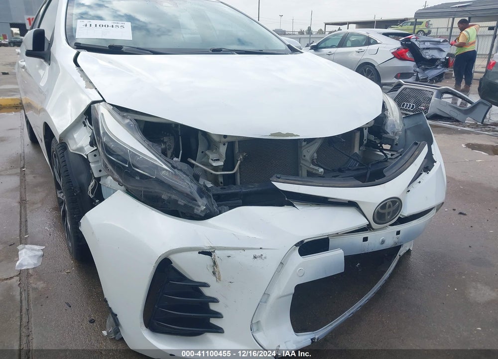 2017 TOYOTA COROLLA XSE VIN: 5YFBURHE4HP574748