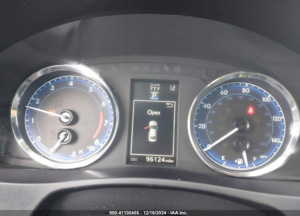 2017 TOYOTA COROLLA XSE VIN: 5YFBURHE4HP574748