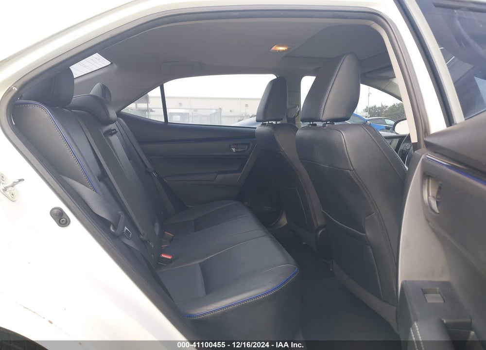 2017 TOYOTA COROLLA XSE VIN: 5YFBURHE4HP574748