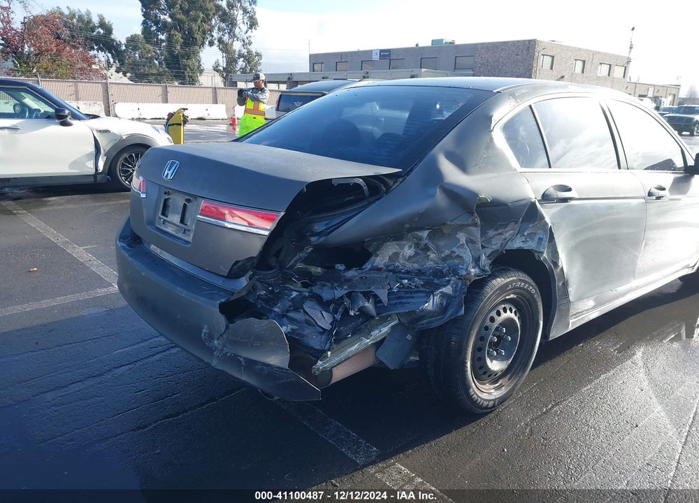 2011 HONDA ACCORD 2.4 LX VIN: 1HGCP2F32BA015359
