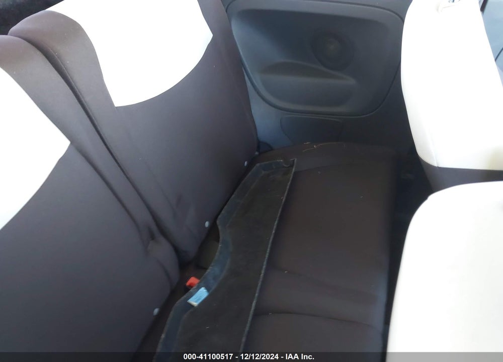 2014 FIAT 500 POP VIN: 3C3CFFAR4ET165026