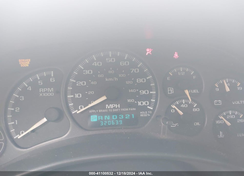 2002 CHEVROLET TAHOE LT VIN: 1GNEK13Z32J214260