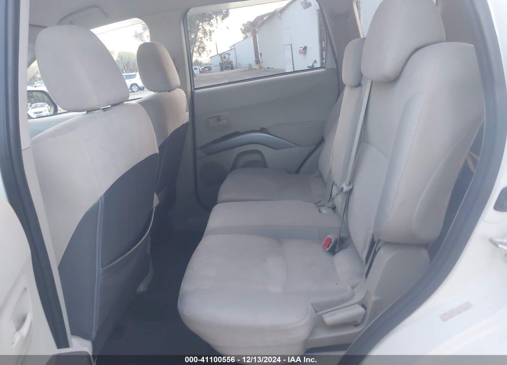 2007 MITSUBISHI OUTLANDER ES/LS VIN: JA4MS31X17U012633