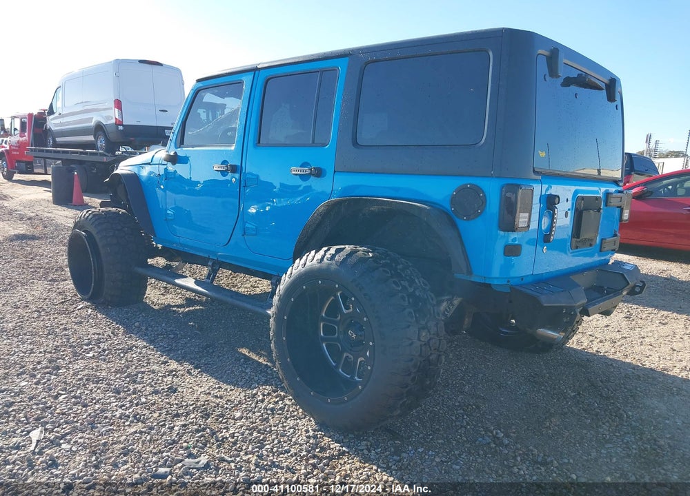 2017 JEEP WRANGLER UNLIMITED SPORT 4X4 VIN: 1C4BJWDG8HL574971
