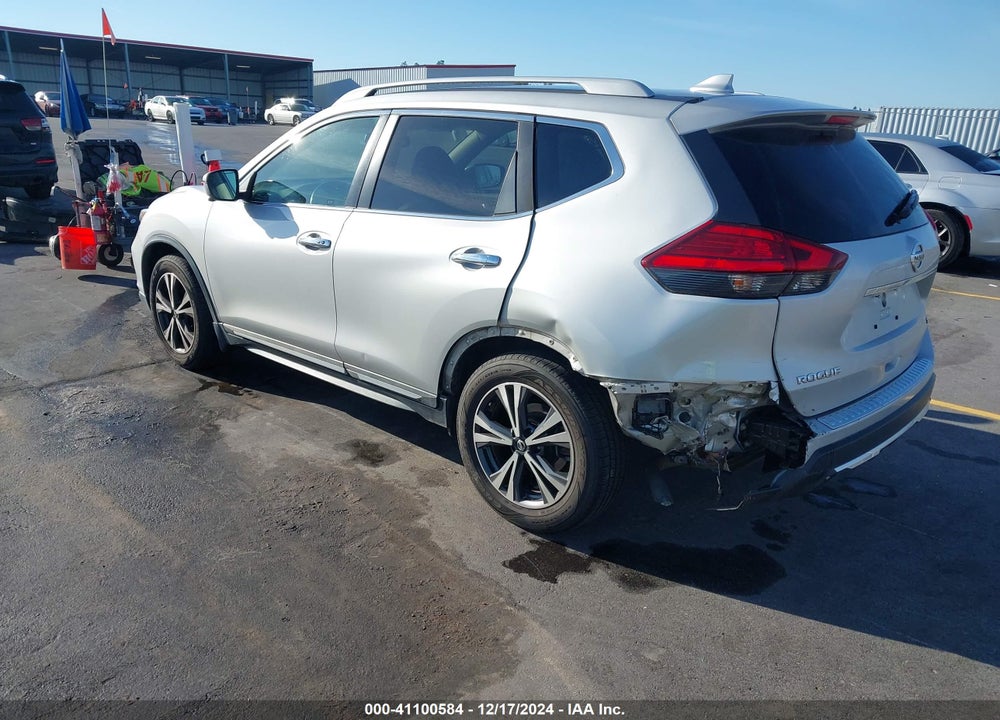 2017 NISSAN ROGUE SL VIN: 5N1AT2MT9HC753155