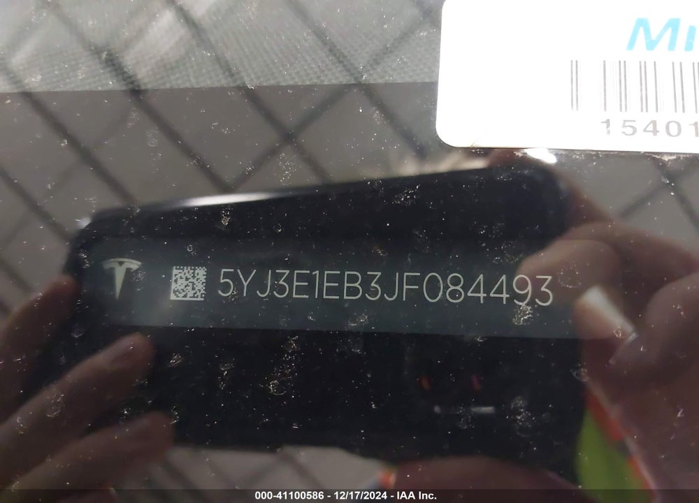2018 TESLA MODEL 3 LONG RANGE/PERFORMANCE VIN: 5YJ3E1EB3JF084493