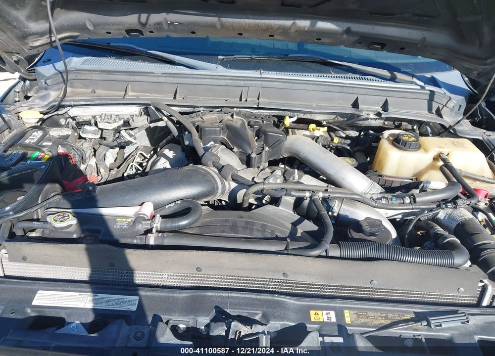 2011 FORD F-350 LARIAT VIN: 1FT8W3BT1BEA10018