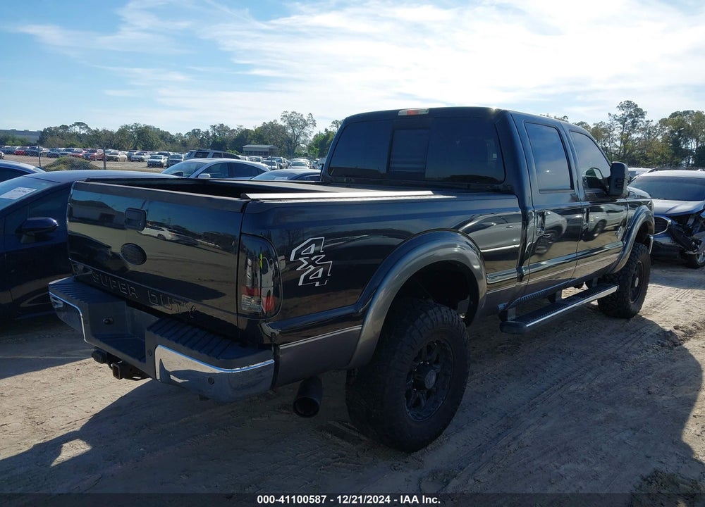 2011 FORD F-350 LARIAT VIN: 1FT8W3BT1BEA10018