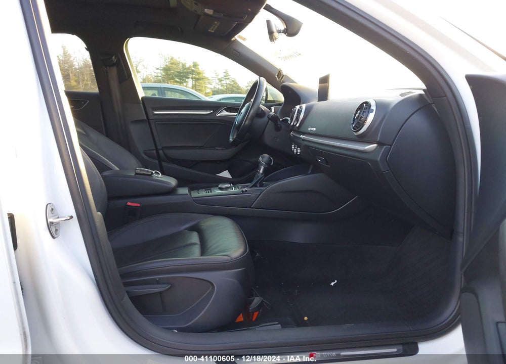 2016 AUDI A3 VIN: WAUB8GFF7G1107974