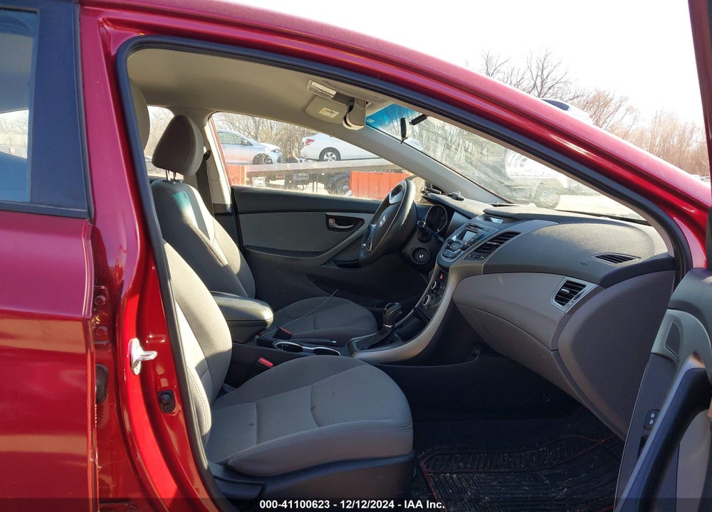 2015 HYUNDAI ELANTRA SE VIN: 5NPDH4AE8FH576300