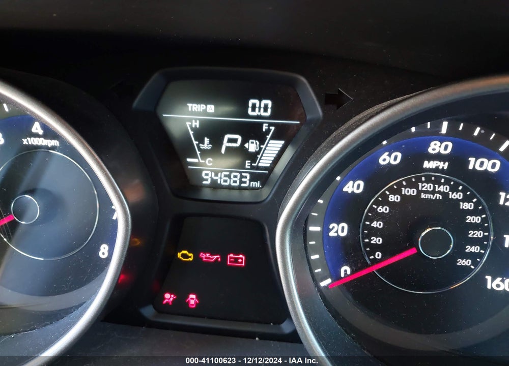 2015 HYUNDAI ELANTRA SE VIN: 5NPDH4AE8FH576300