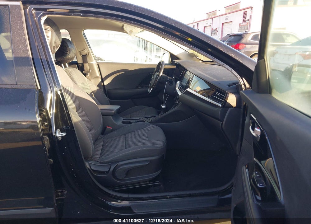 2021 KIA NIRO VIN: KNDCB3LC3M5464553