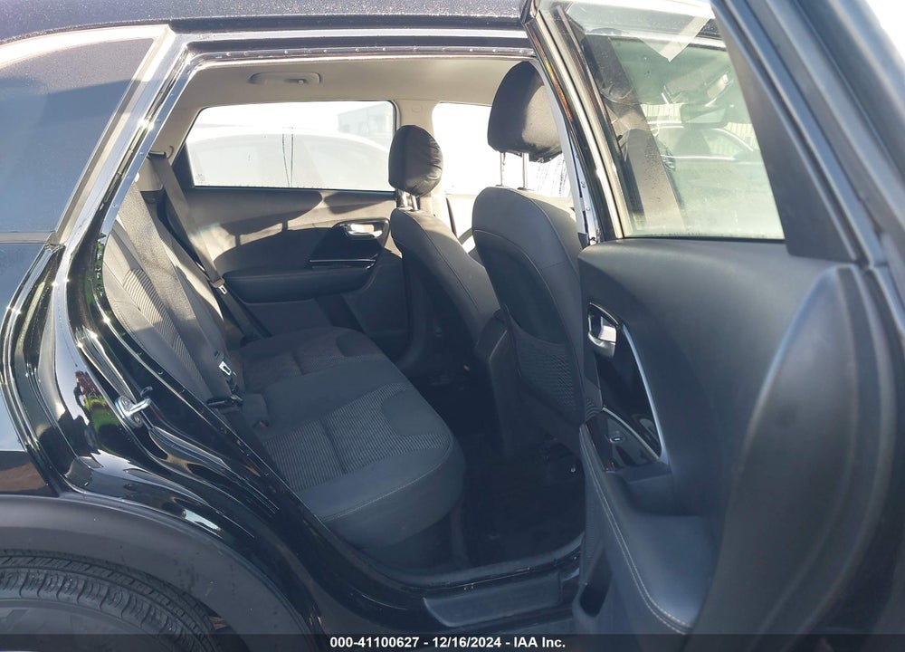 2021 KIA NIRO VIN: KNDCB3LC3M5464553
