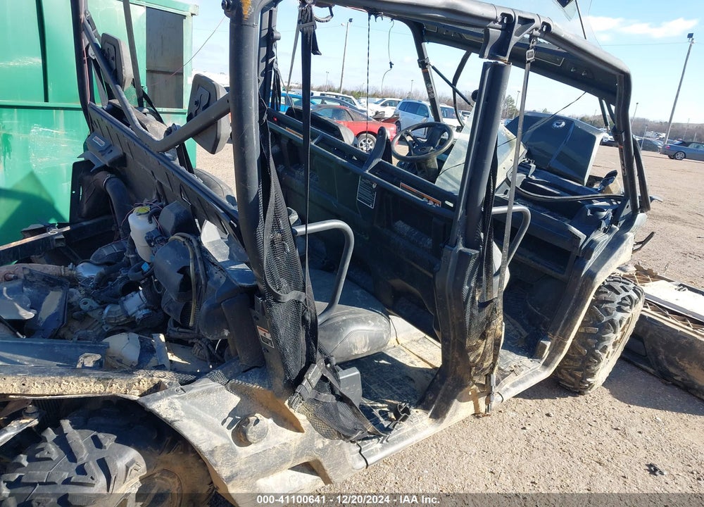 2021 CAN-AM DEFENDER MAX XT HD10 VIN: 3JBUCAX49MK002175