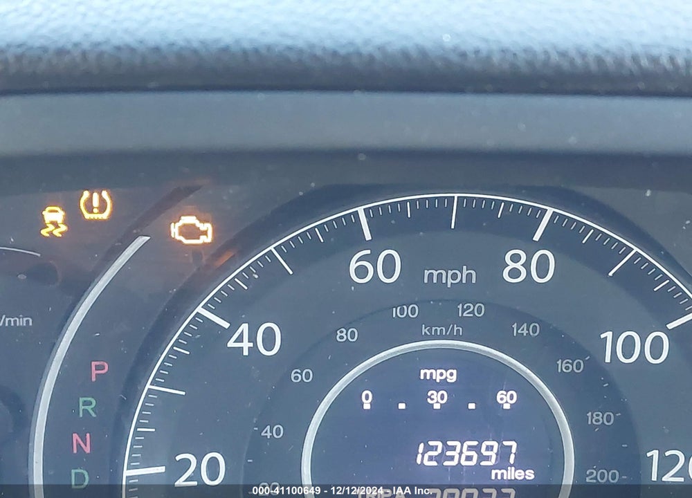 2015 HONDA CR-V LX VIN: 5J6RM4H38FL131857