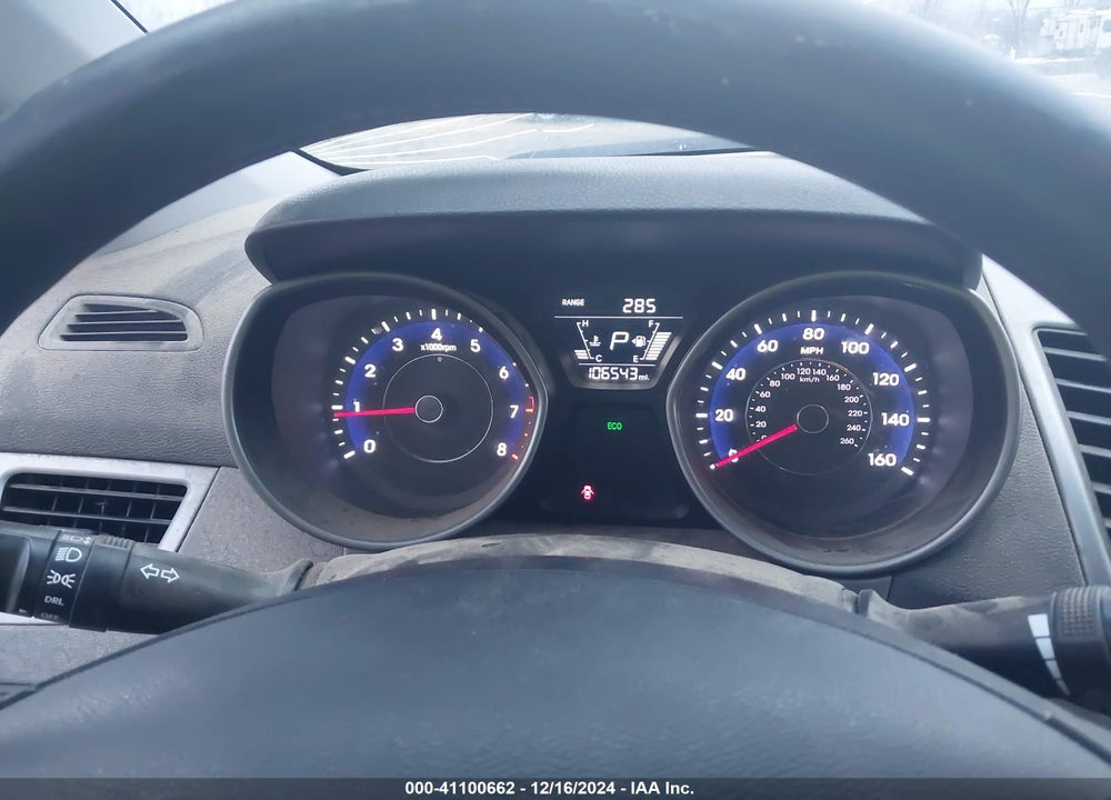 2014 HYUNDAI ELANTRA SE VIN: 5NPDH4AE2EH533926