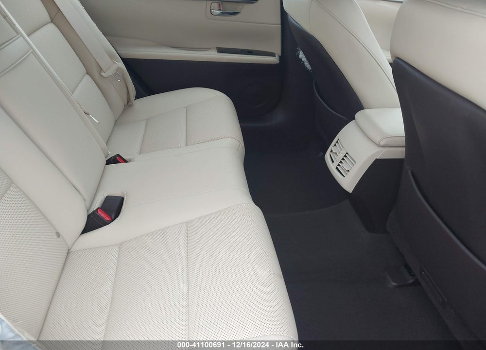 2016 LEXUS ES 350 VIN: 58ABK1GG0GU030246