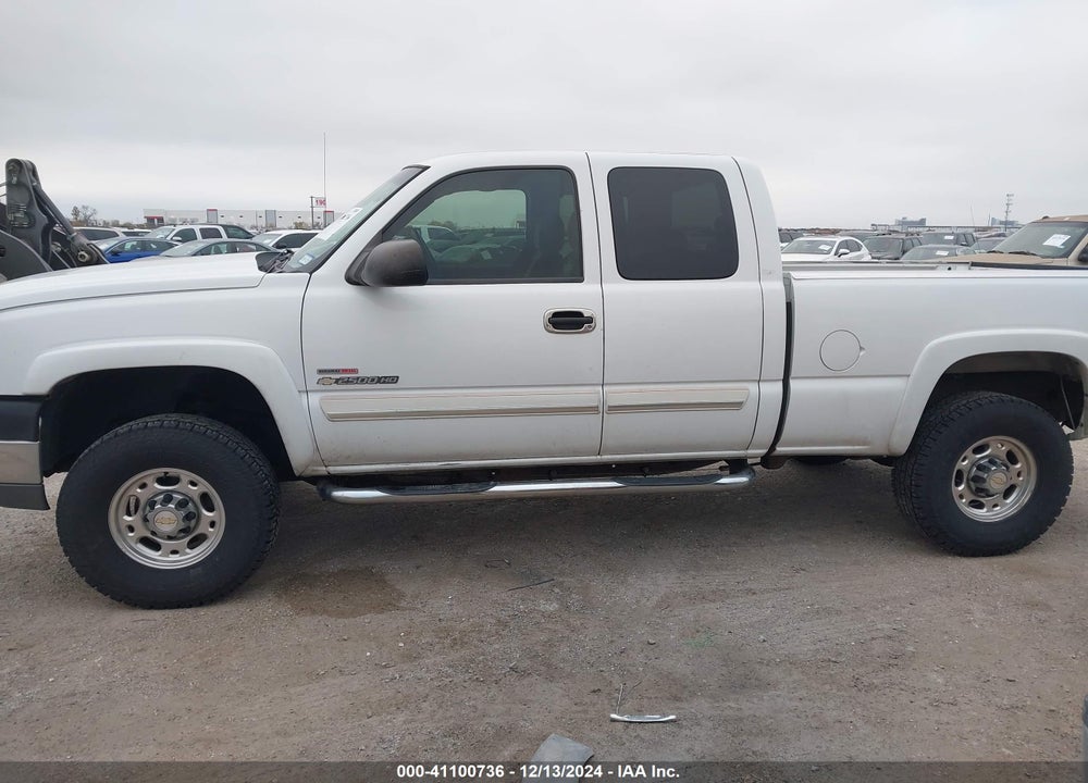 2005 CHEVROLET SILVERADO 2500HD LS VIN: 1GCHK29225E216858