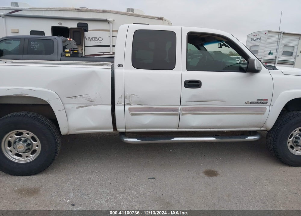 2005 CHEVROLET SILVERADO 2500HD LS VIN: 1GCHK29225E216858
